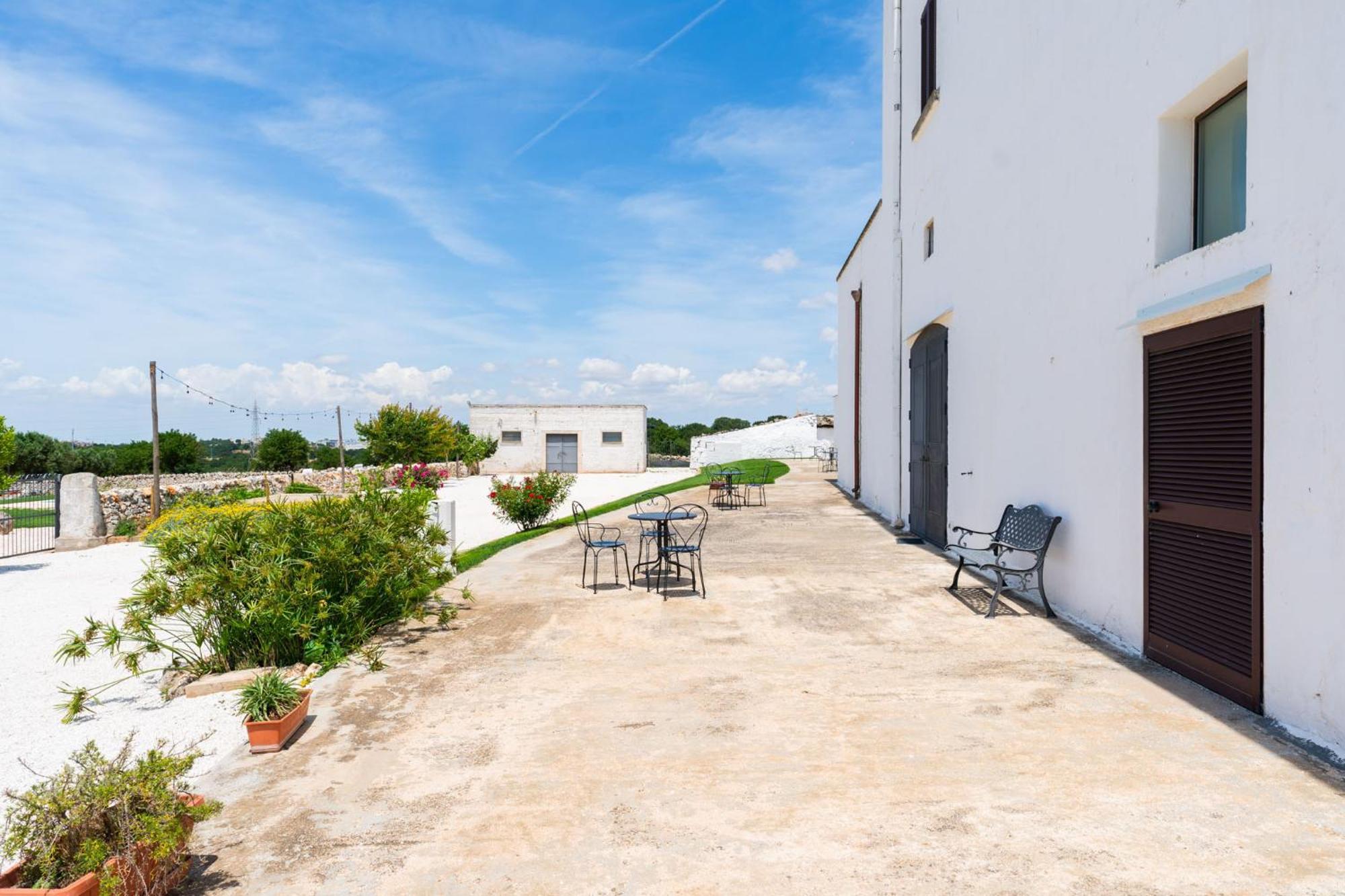 Отель Masseria Donna Coletta By Wonderful Italy Ночи Экстерьер фото