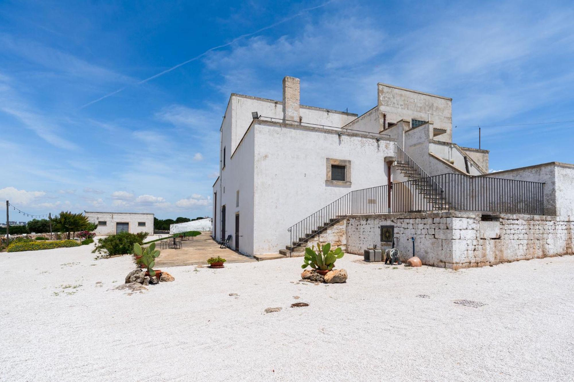 Отель Masseria Donna Coletta By Wonderful Italy Ночи Экстерьер фото