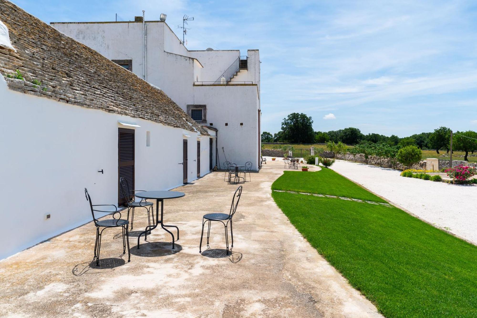 Отель Masseria Donna Coletta By Wonderful Italy Ночи Экстерьер фото